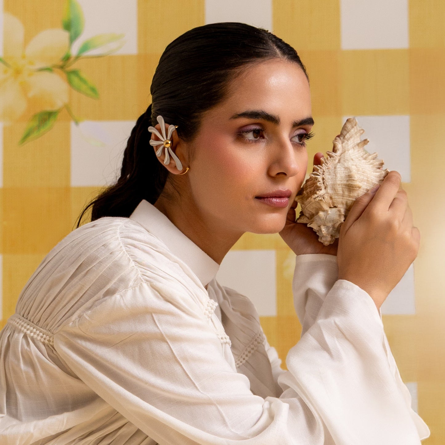 Flouris 18K Gold Plated Earcuff