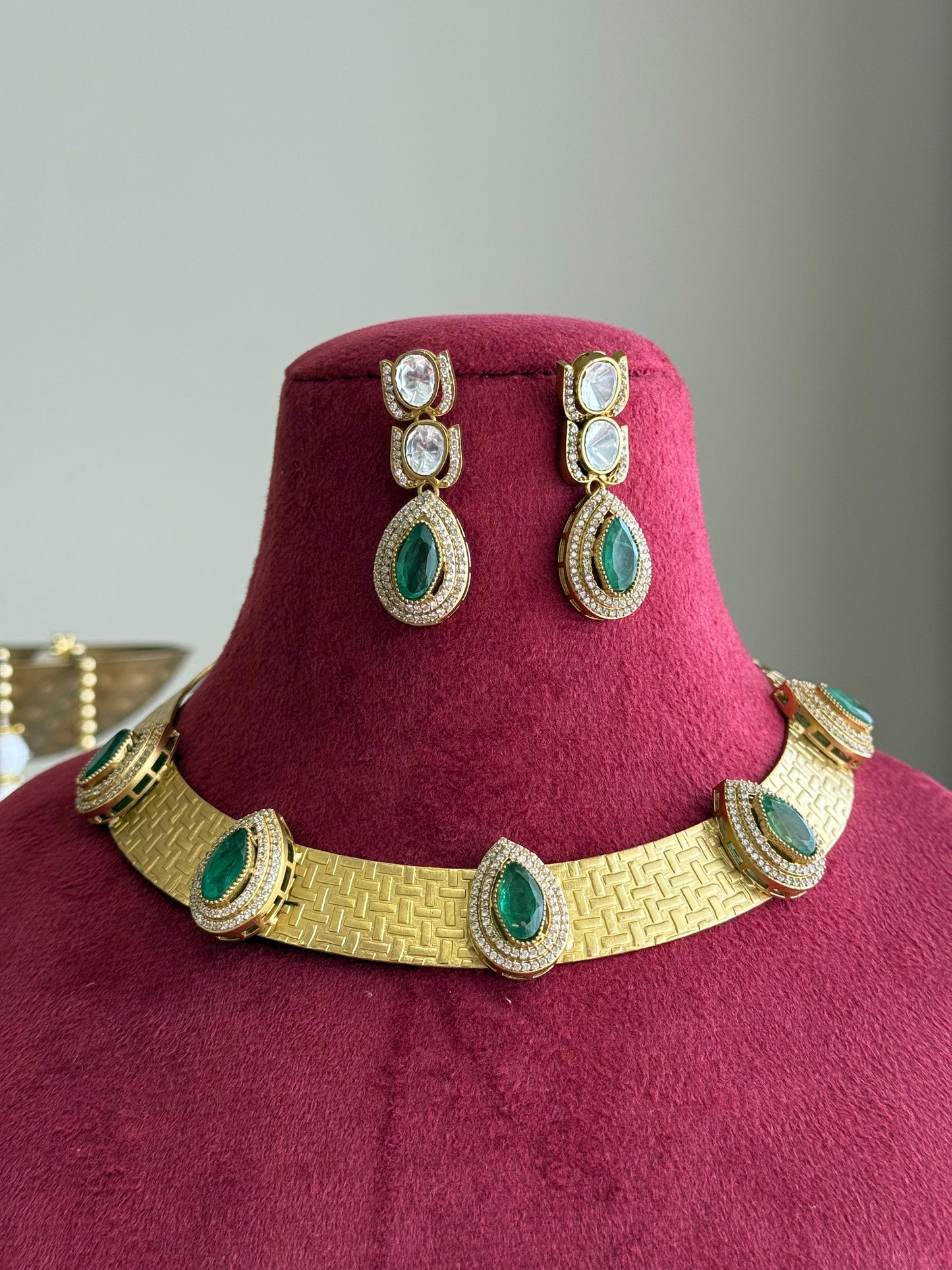 Jodha Emerald Handcrafted Brass Set