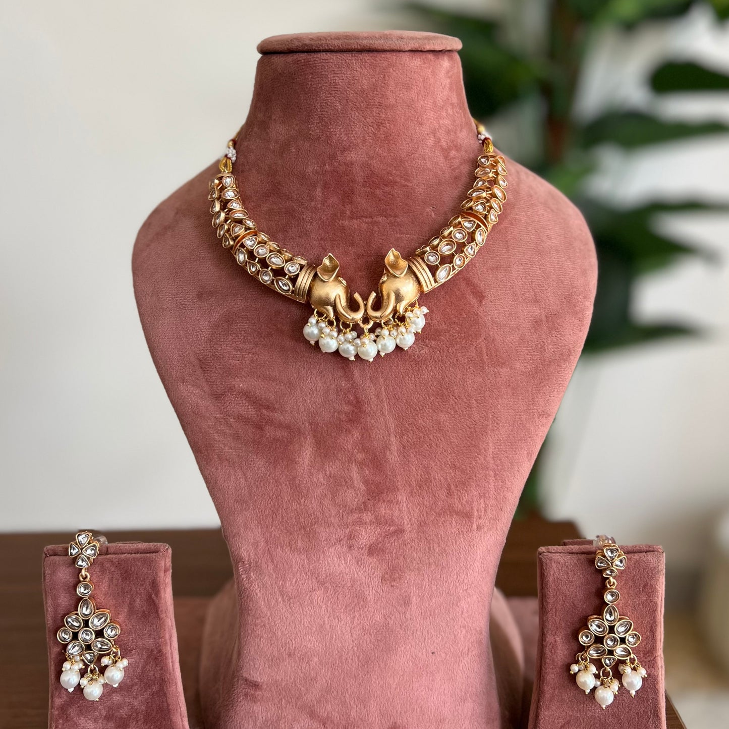 Gaj Gamini Choker Set