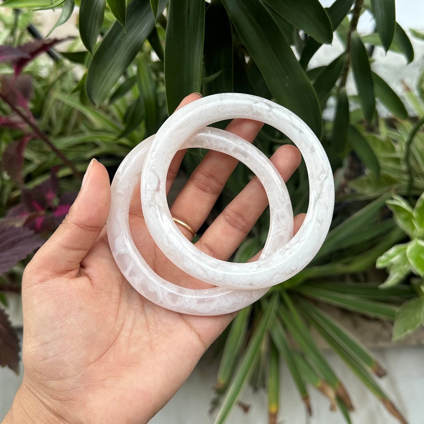 Asymmetrical White Resin Bangle ( Single)