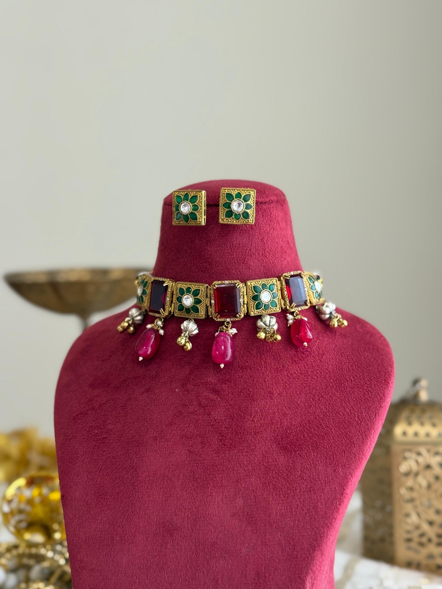 Noor Jahan Kundan Choker Set