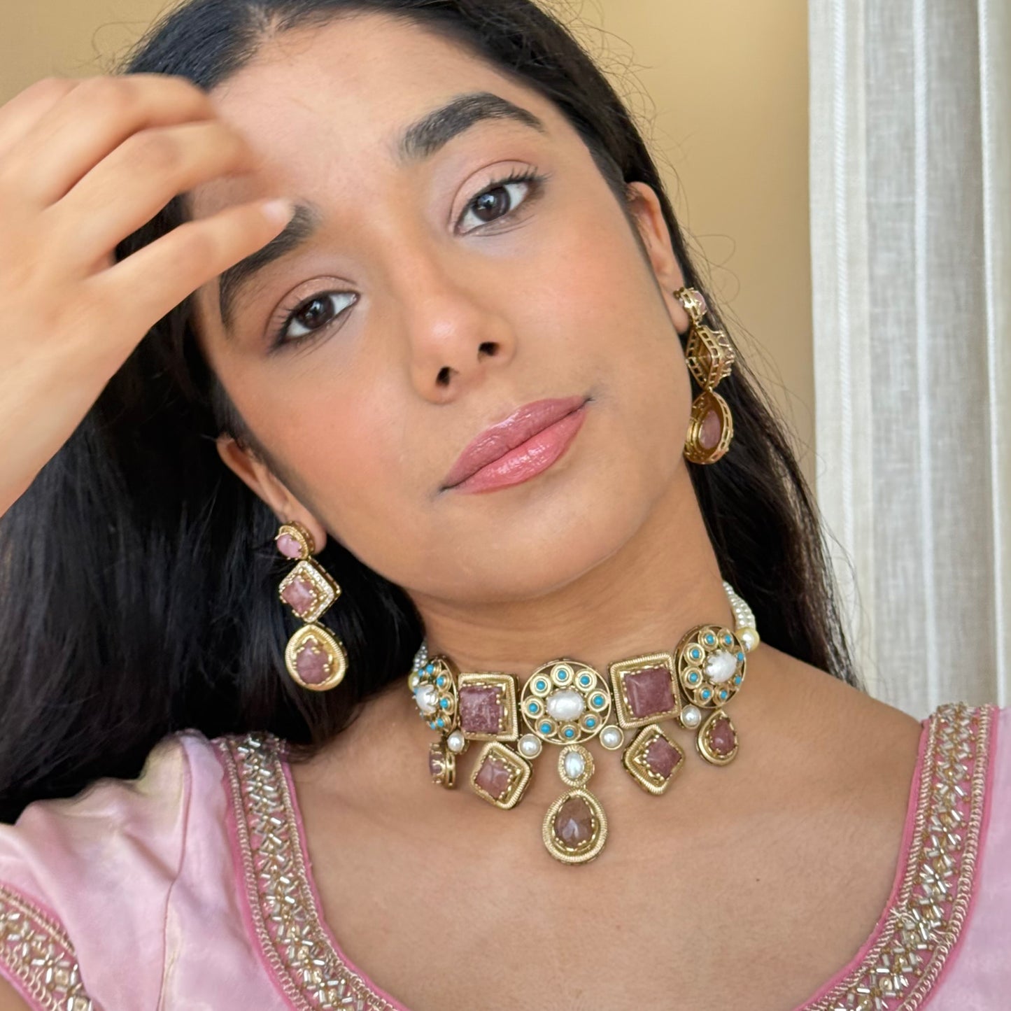 Gulnaar Pearl Necklace Set