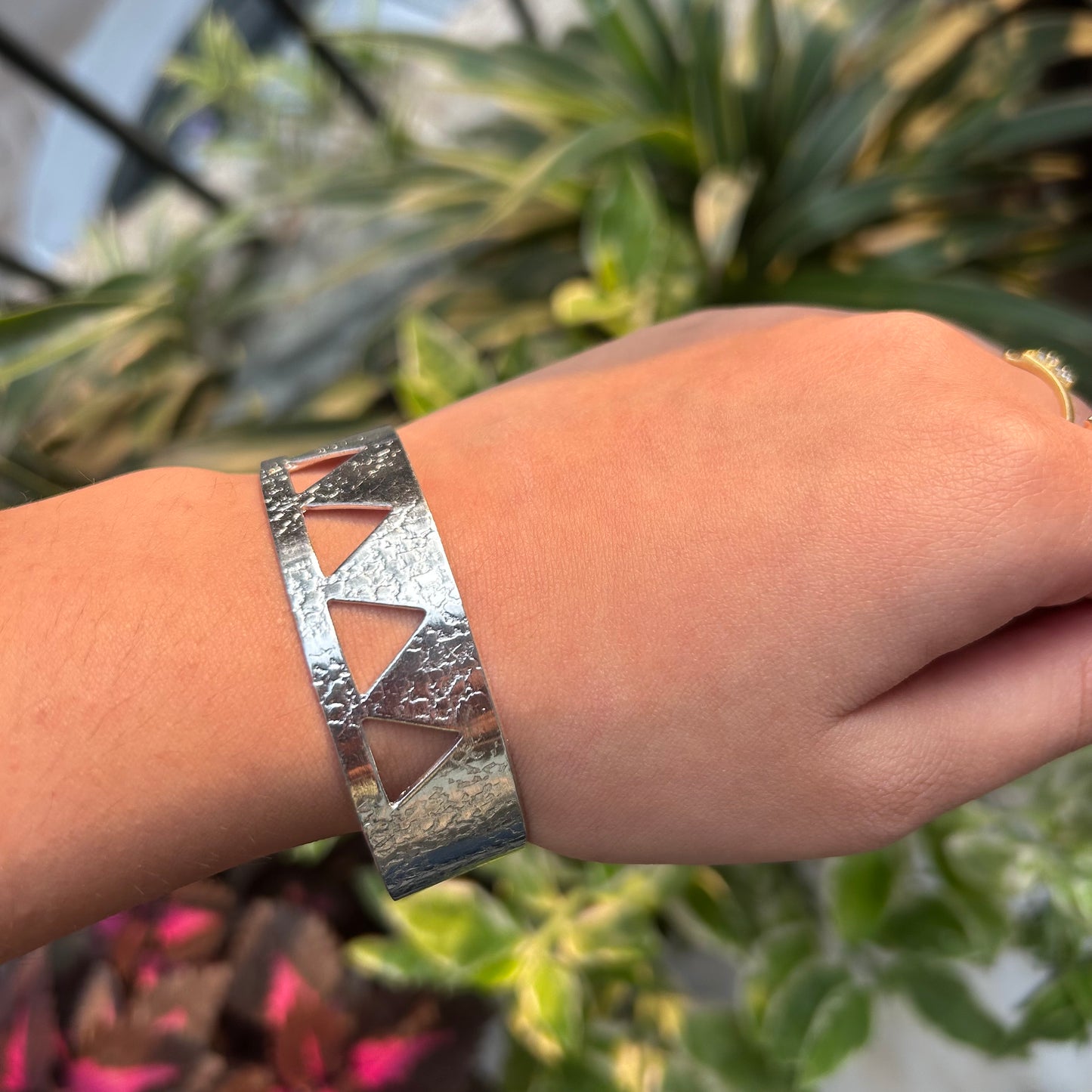 Cleopatra Silver Metal Bracelet