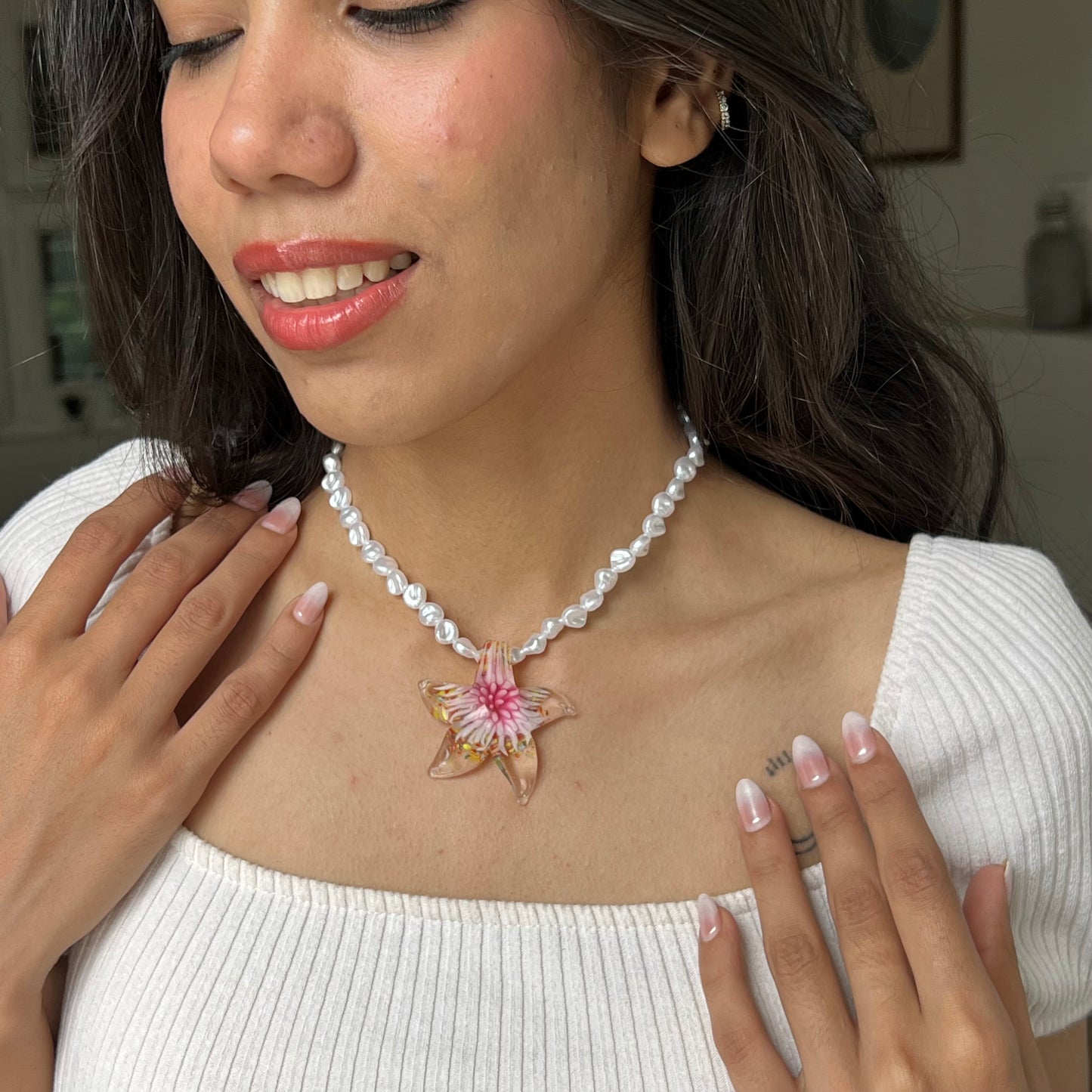 Bloom Resin Pearl Necklace