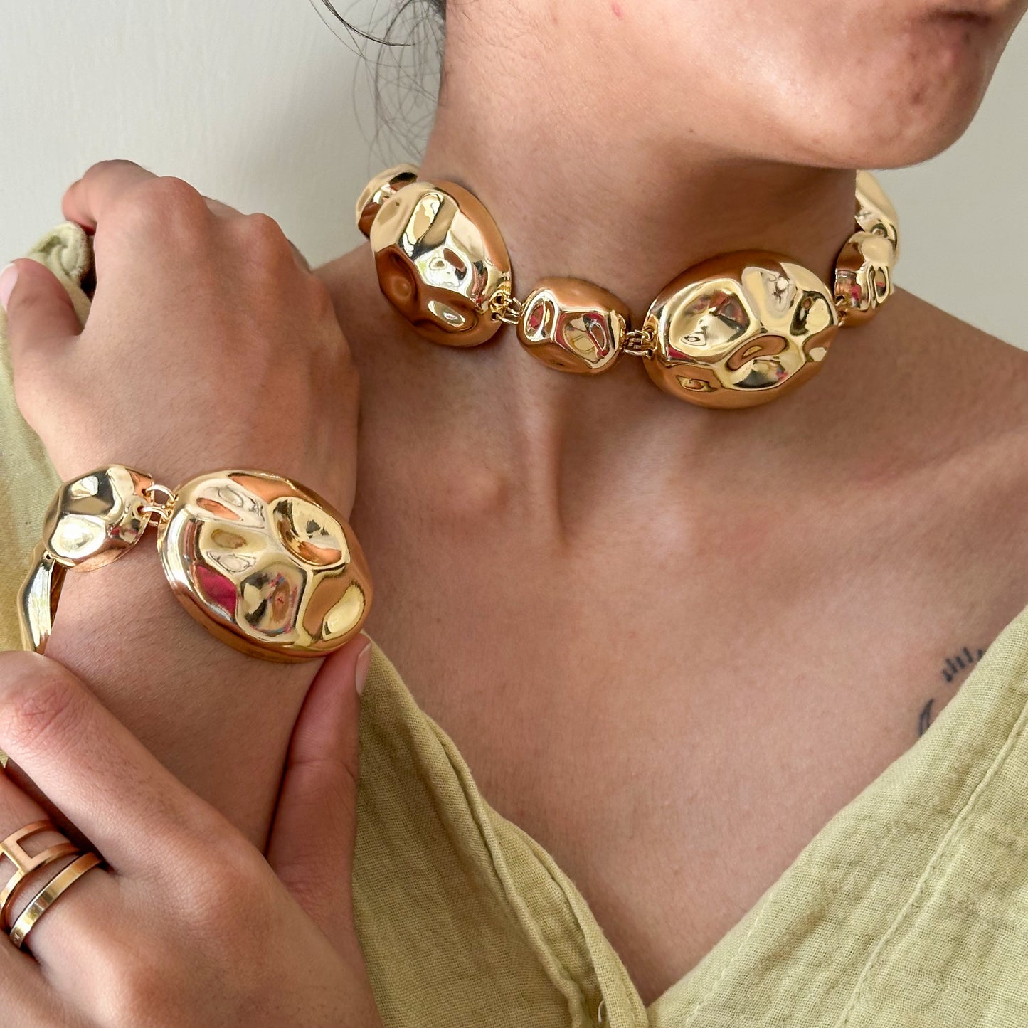 Geometric Gold Bold Statement Set