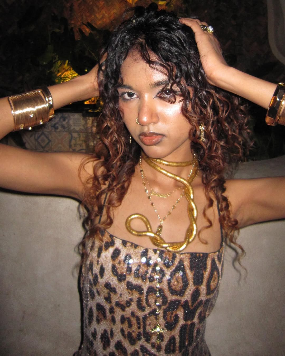 Twist Gold Thick (2 IN 1) - Bracelet & Neckpiece