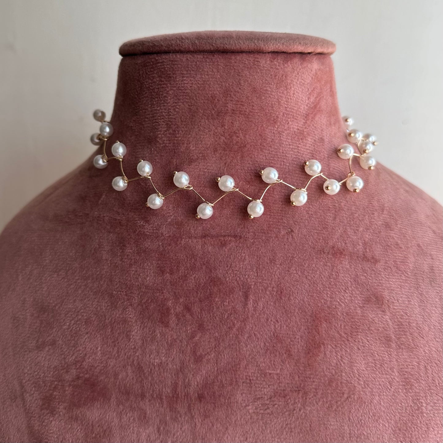Elle Pearl Choker