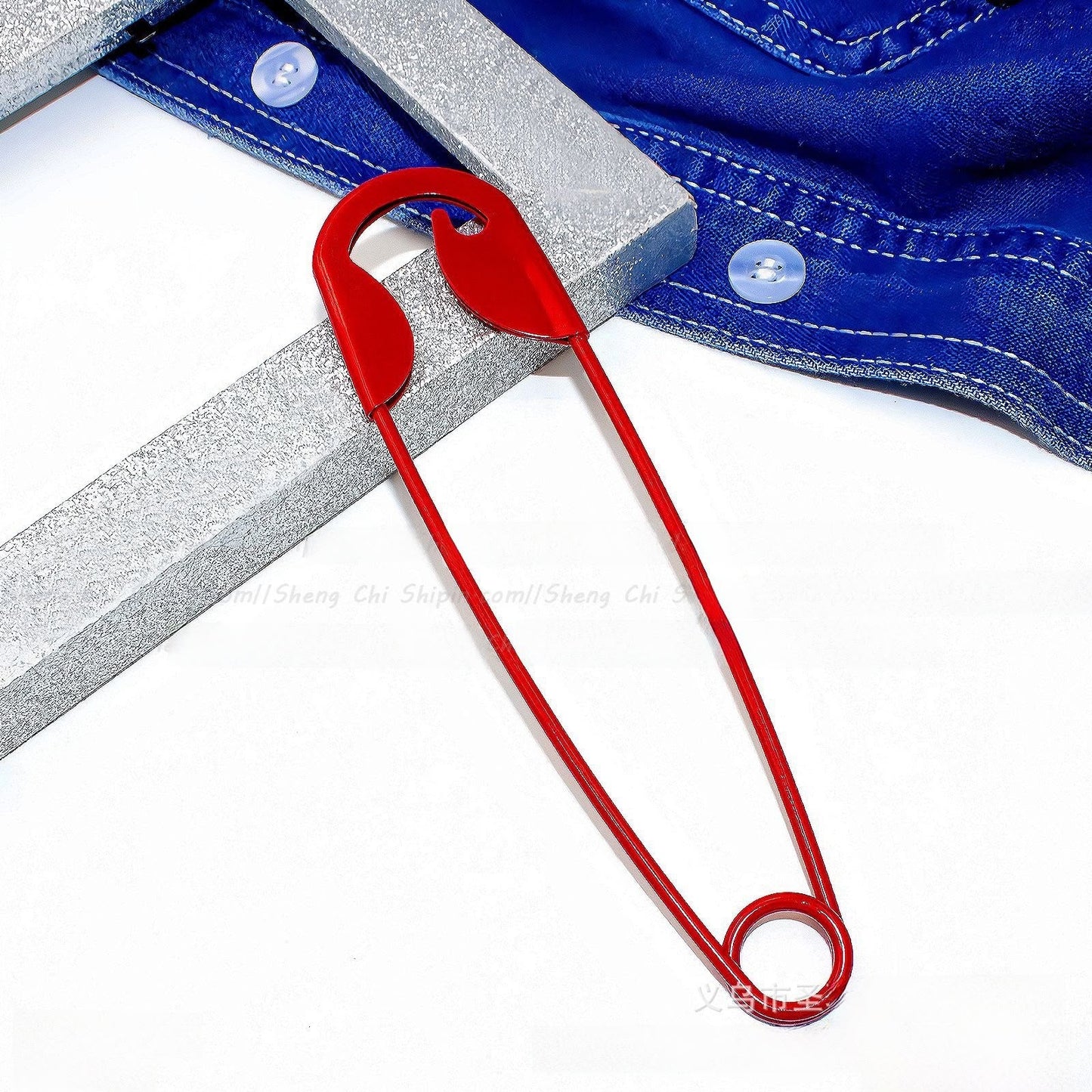 Viral Safety Pin Hair Clip