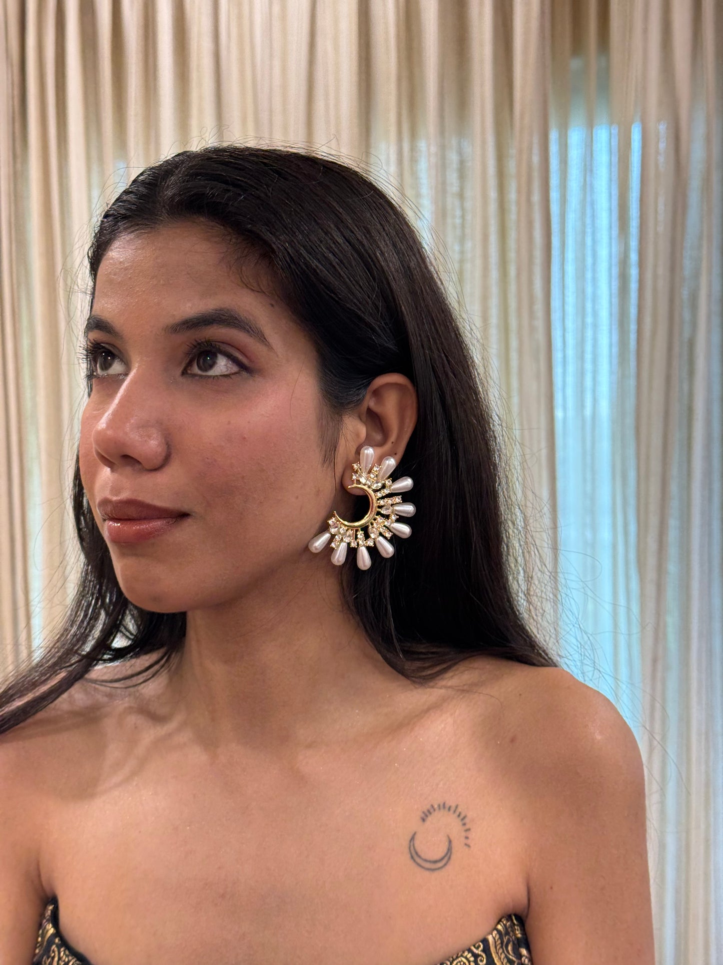 Celeste Pearl & Rhinestone Metal Studs