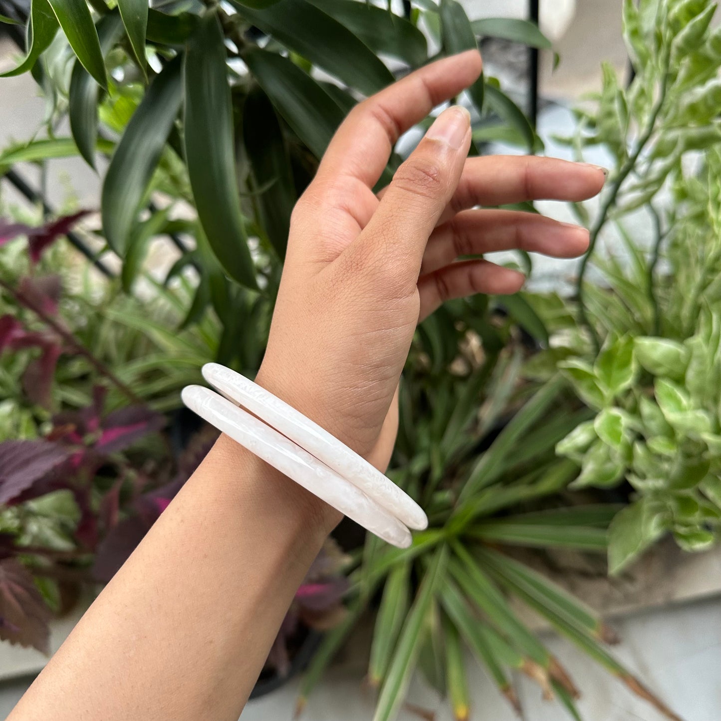 Asymmetrical White Resin Bangle ( Single)