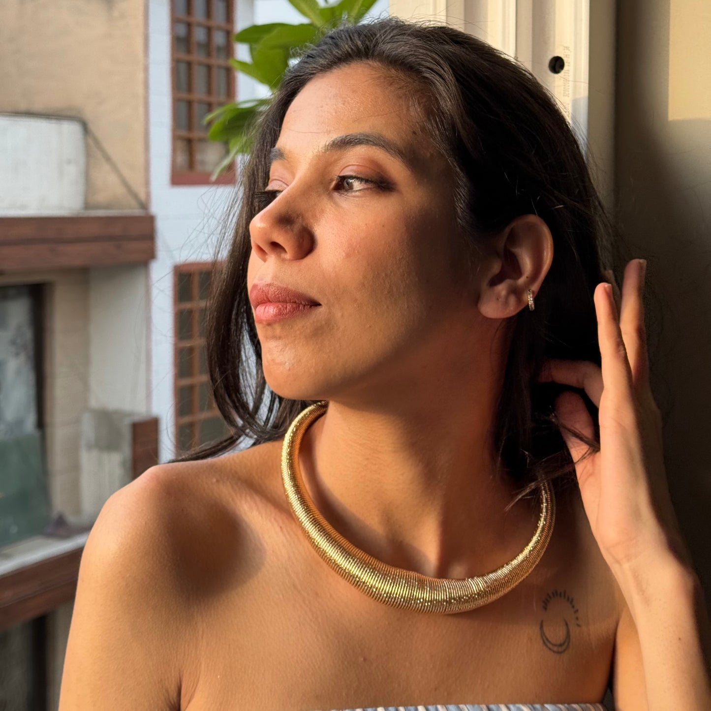 Glow Getter Alloy Neckpiece