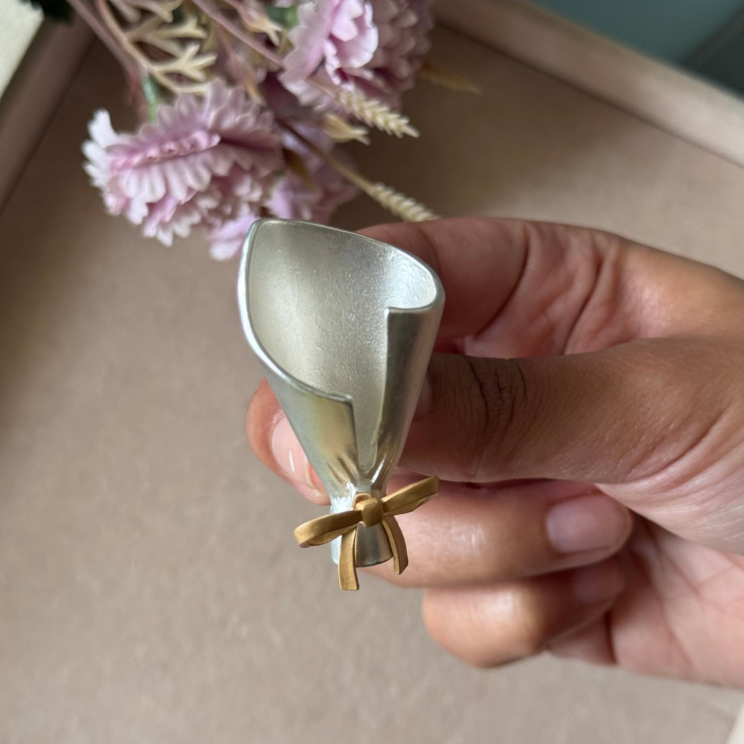 Mini Flower Holder Brooch