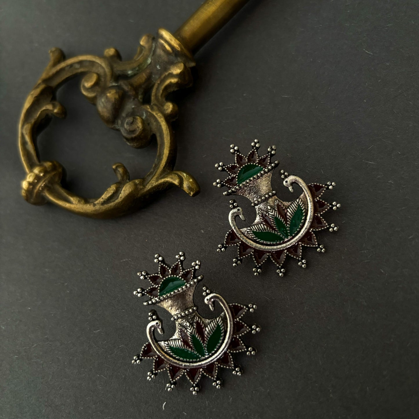 Mayoor (Silver)