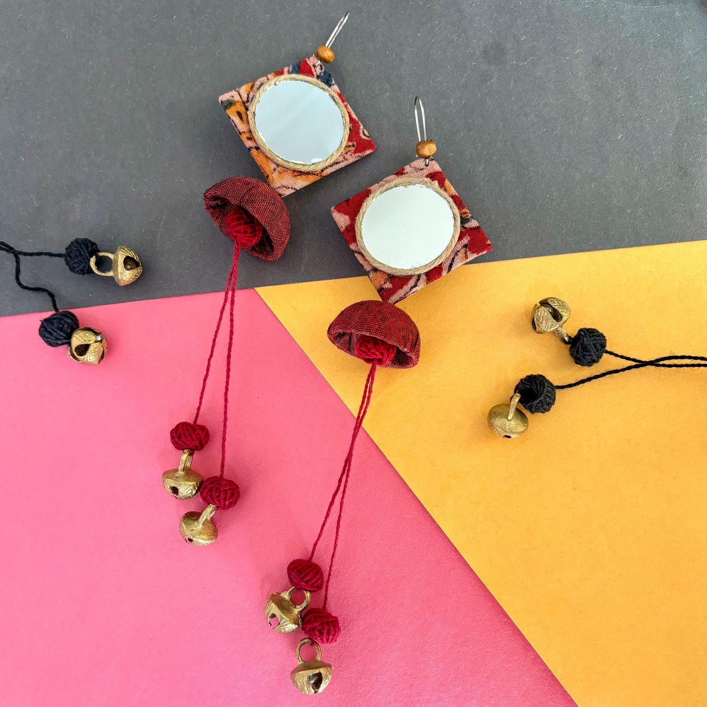 Udhti Patang (Maroon)