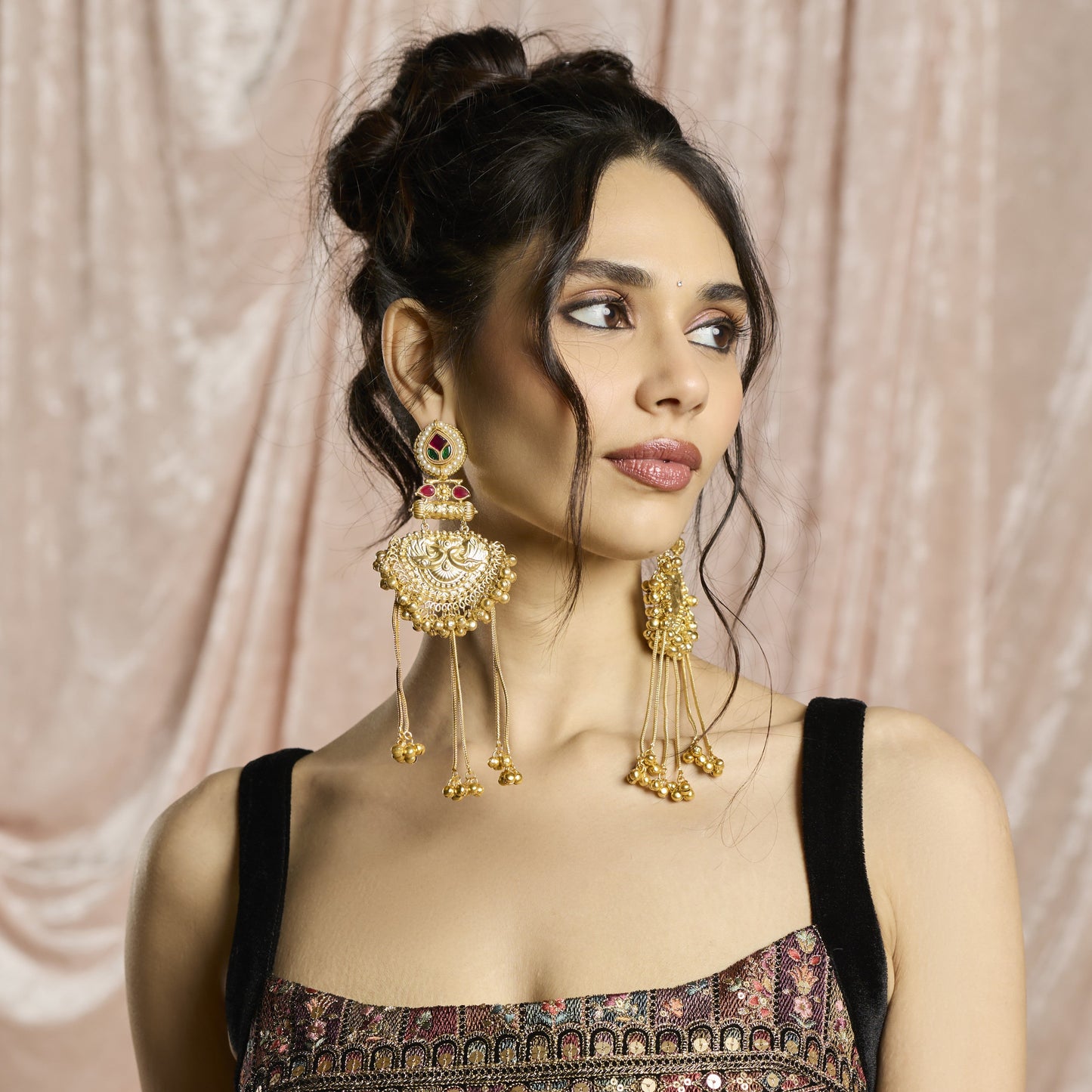 Kanakdhara Ghungroo Temple Earrings