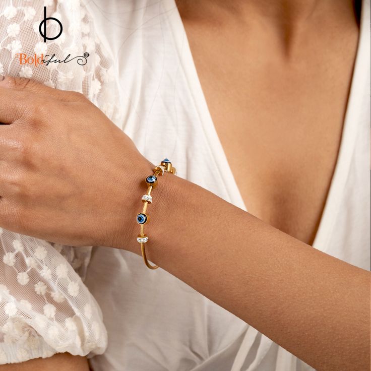 Viral Evil Eye Bracelet