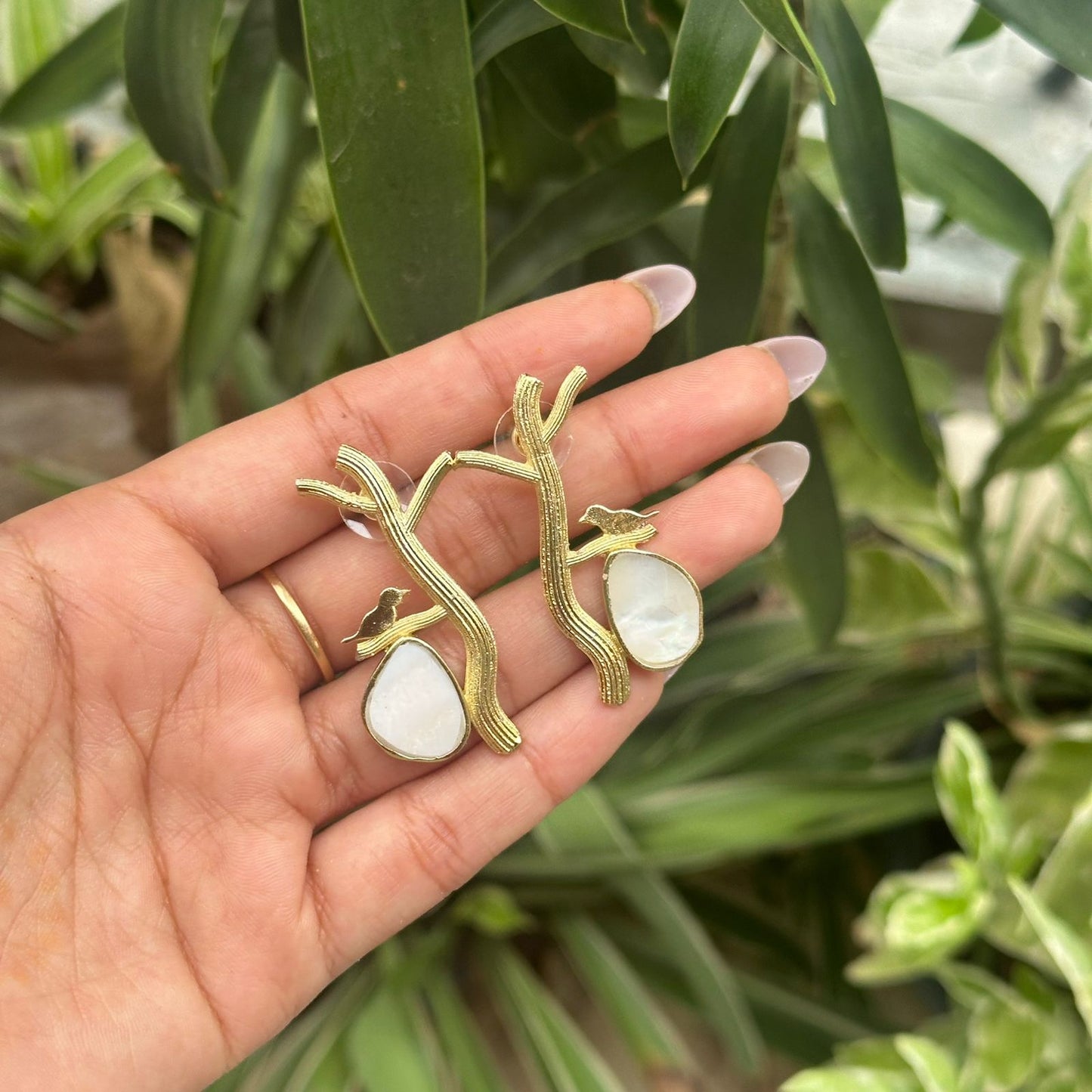 Inaya Bird with Stud Metal Earrings