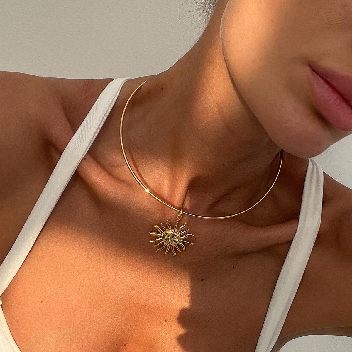 Golden Sun Choker Necklace