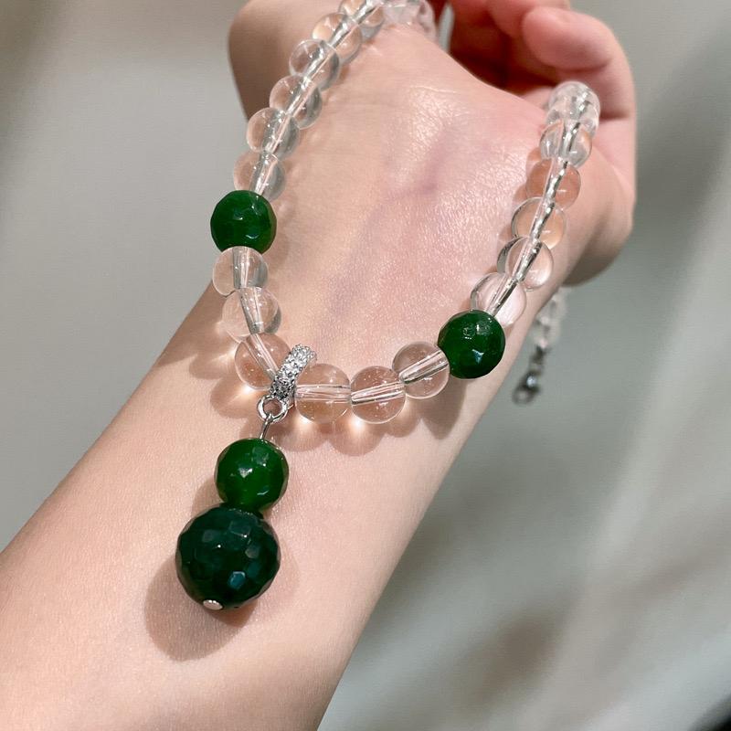 Verdant Glow Crystal Necklace