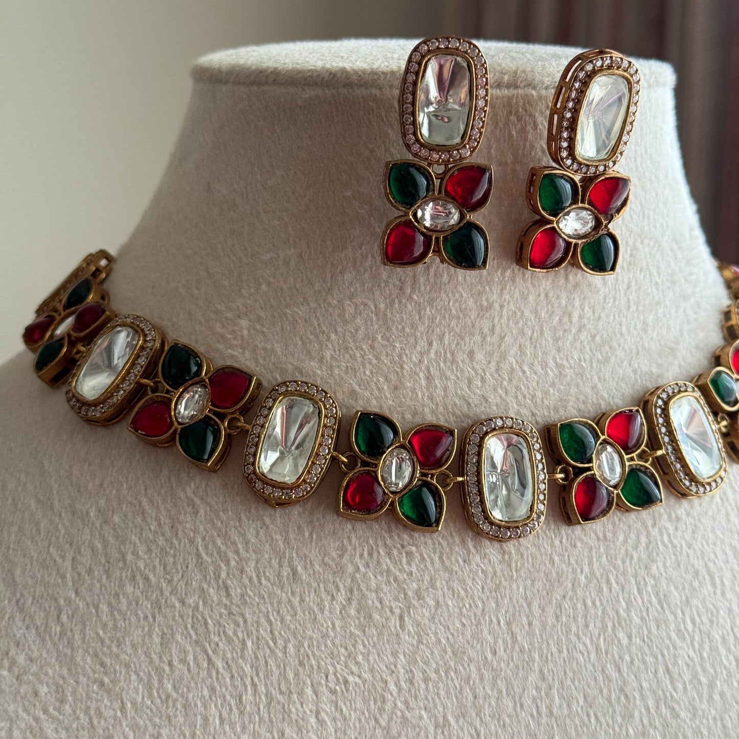 Rivaaz Handmade Moissanite Set