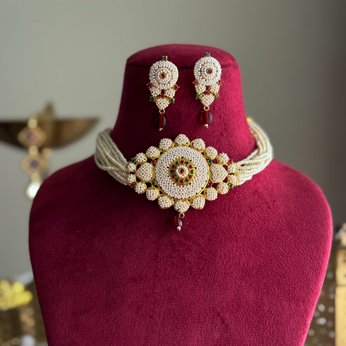 Kohinoor Handmade Pearl Set