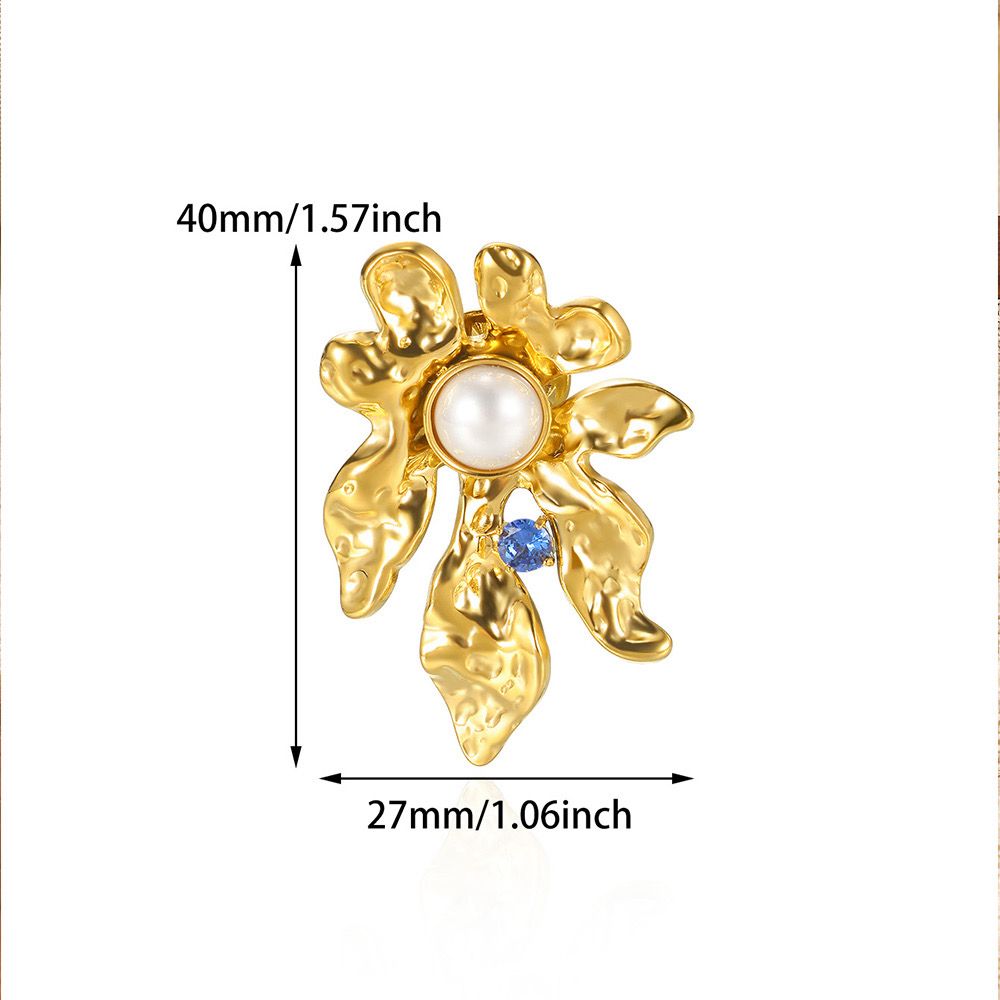 Floral Gold Brooch