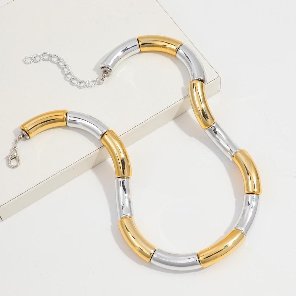 Metal Pop Acrylic and Alloy Neckpiece