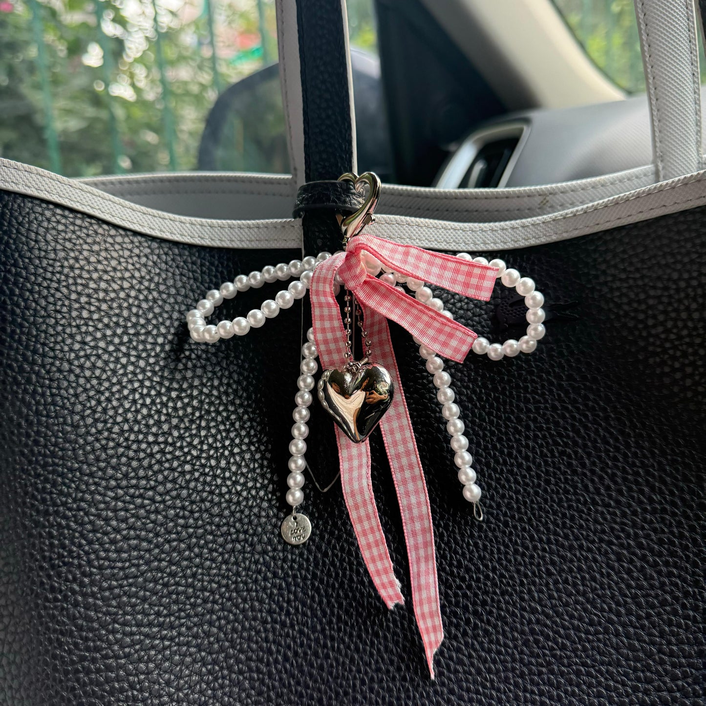 Pearl Promise Pearl & Metal Bag Charm