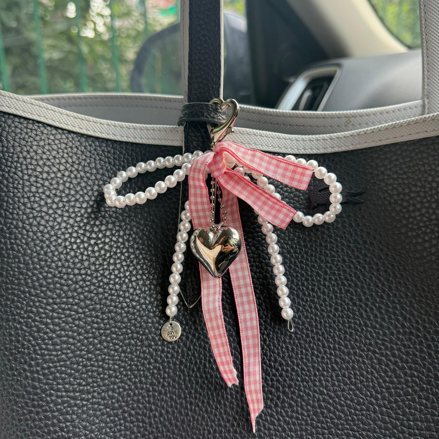 Pearl Promise Pearl & Metal Bag Charm