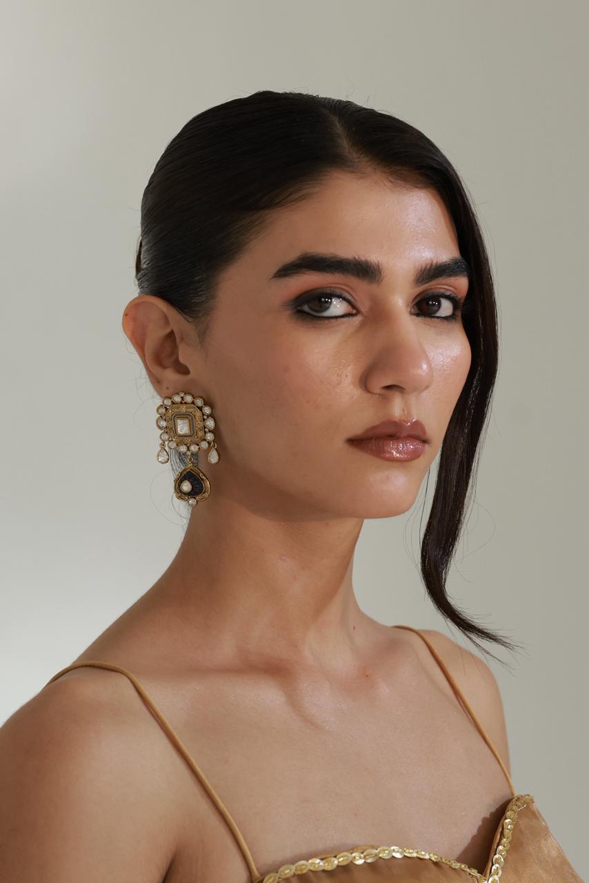 Shabnam Kundan Choker Set