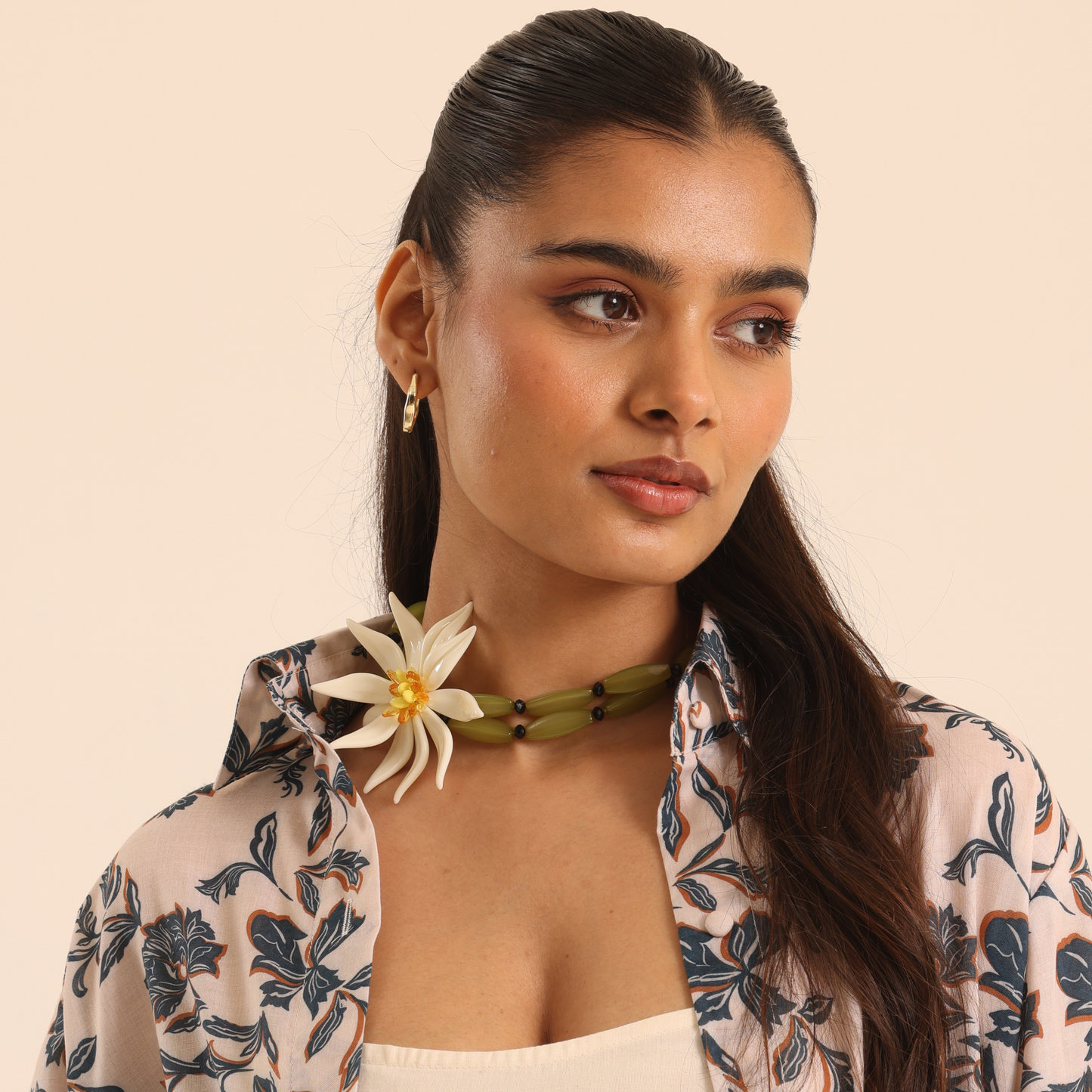 Tropical Green Flower Detailed Handmade Beaded Neckpiece
