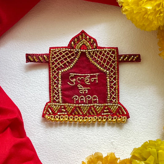 Dulhan ke Papa Red brooch