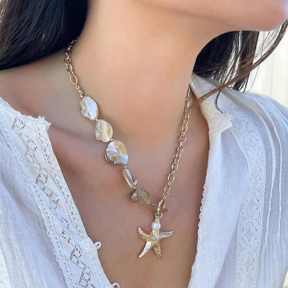 Shell Charm Metal Neckpiece