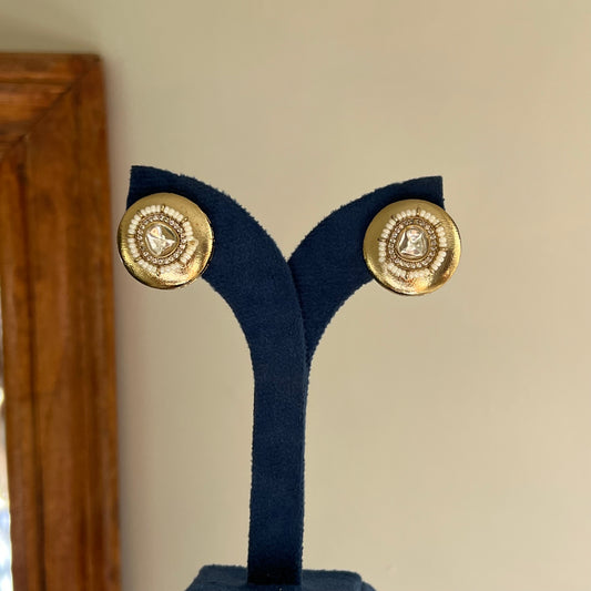 Kundan Glow Studs