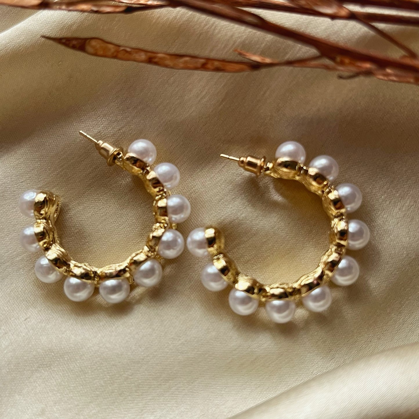 Vanessa Gold & Pearl Hoops