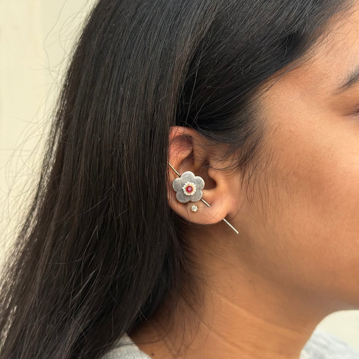 Gajra Floral Silver Earcuff