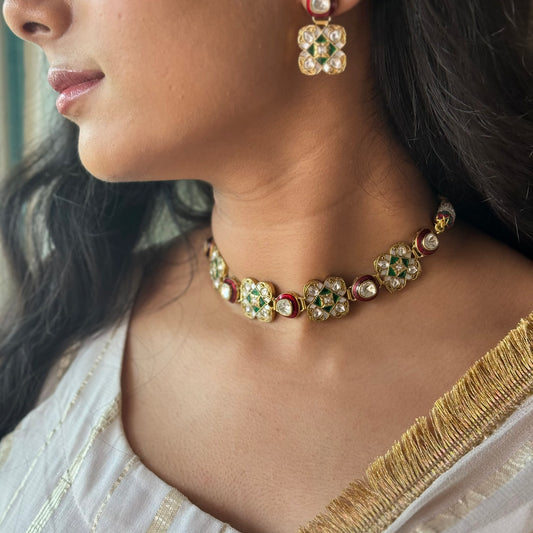 Laxmi Kundan Choker Set
