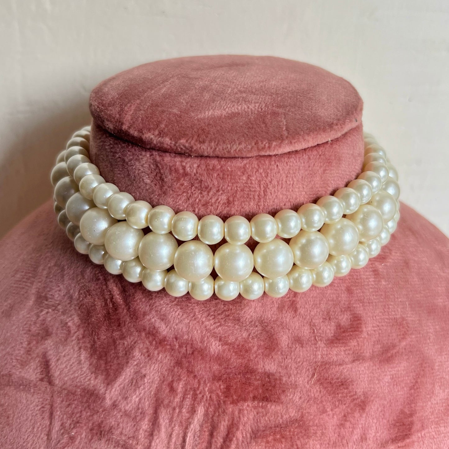 Pearl three layered Choker