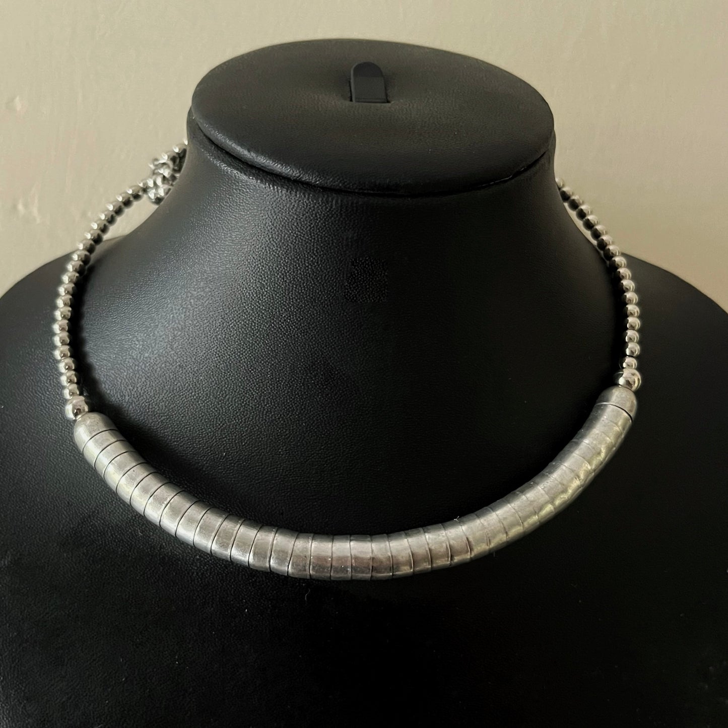 Amaira Silver Neckpiece