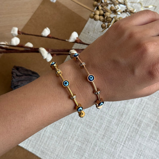 Viral Evil Eye Bracelet