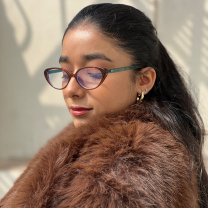Cat-Eye Frame