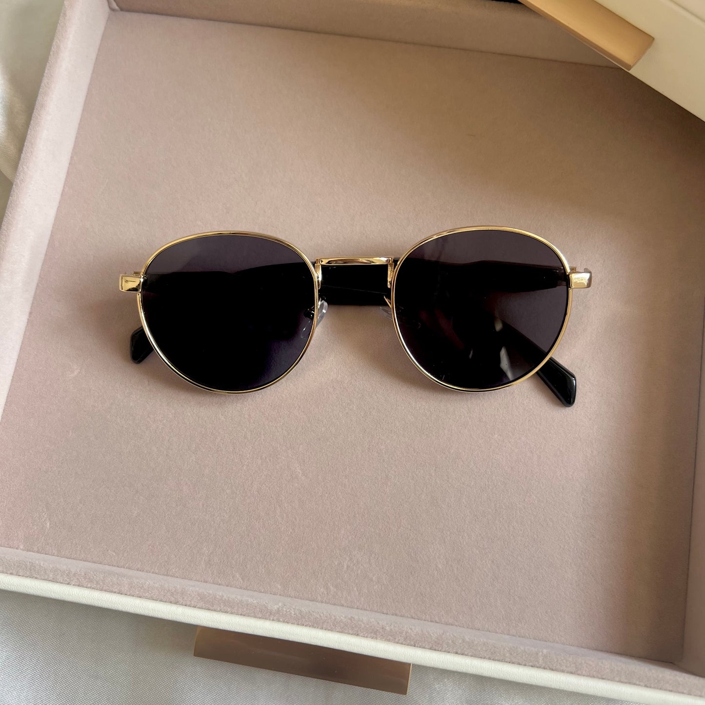 Urban Aura Oval Sunglasses