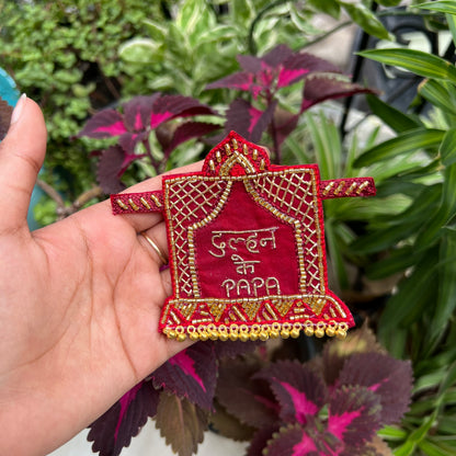 Dulhan ke Papa Red brooch