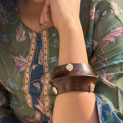 Rooh Handmade Wooden Bangle