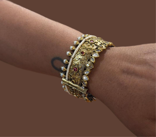 Gulshan  Kundan Polki Kada