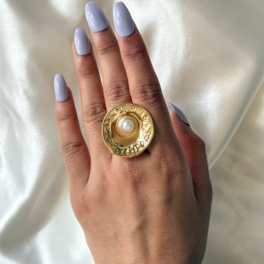 Shell Pearl Ring