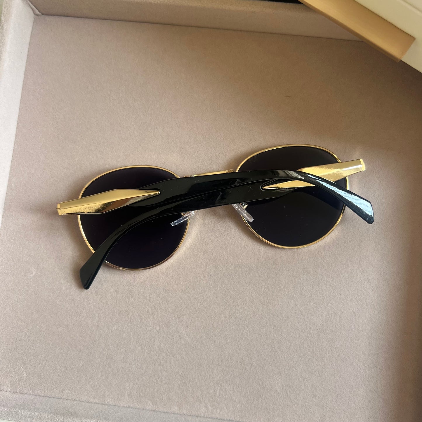 Urban Aura Oval Sunglasses