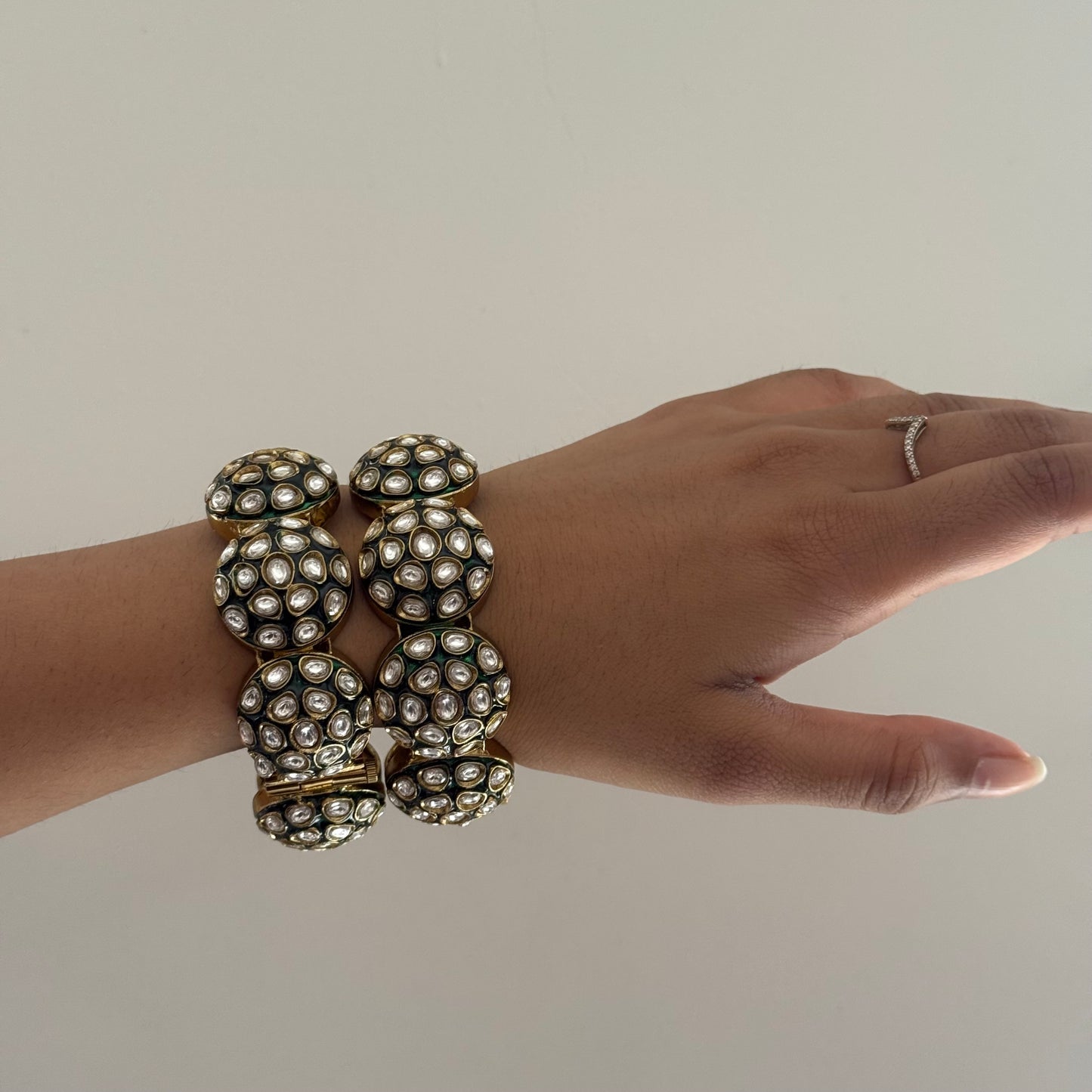 Ananta Heritage Single Bangle