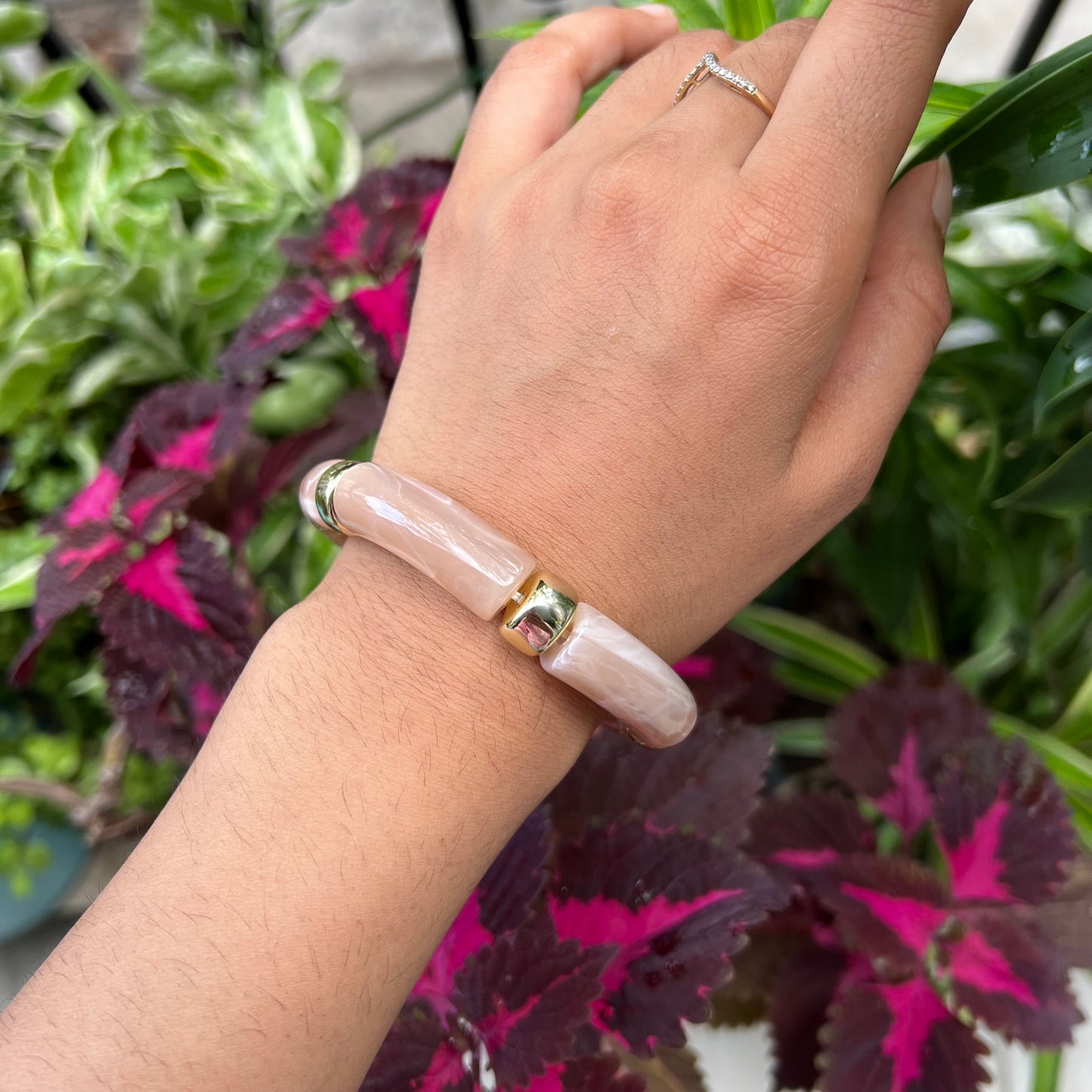 Peach Brown Retro Acrylic Bracelet