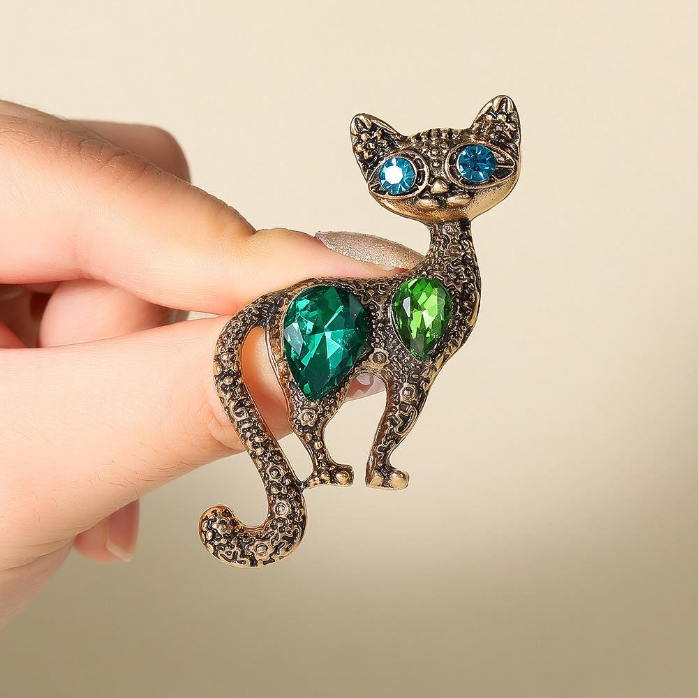 Emerald Cat Brooch